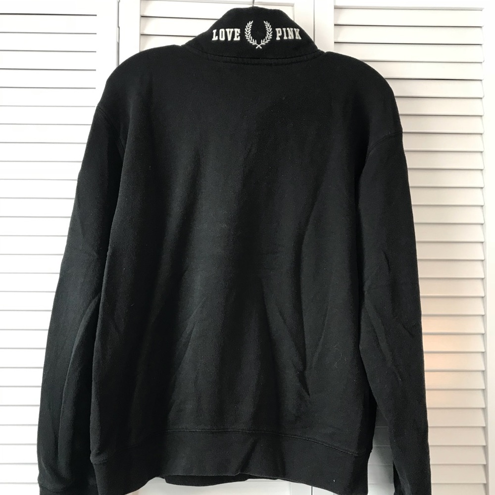 Pink by Victoria’s Secret Large Pull-Over